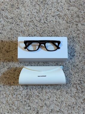 Unisex BLUE ELEPHANT Tortoiseshell Rectangular Eyeglasses with White Case